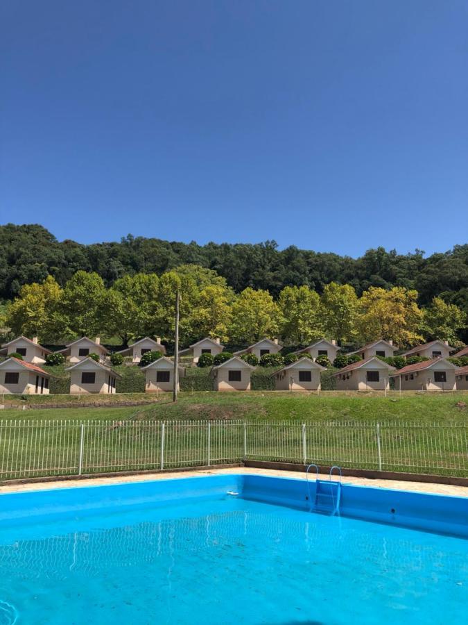 פלורס דה קוניה Pousada Parque Das Pitangueiras מראה חיצוני תמונה